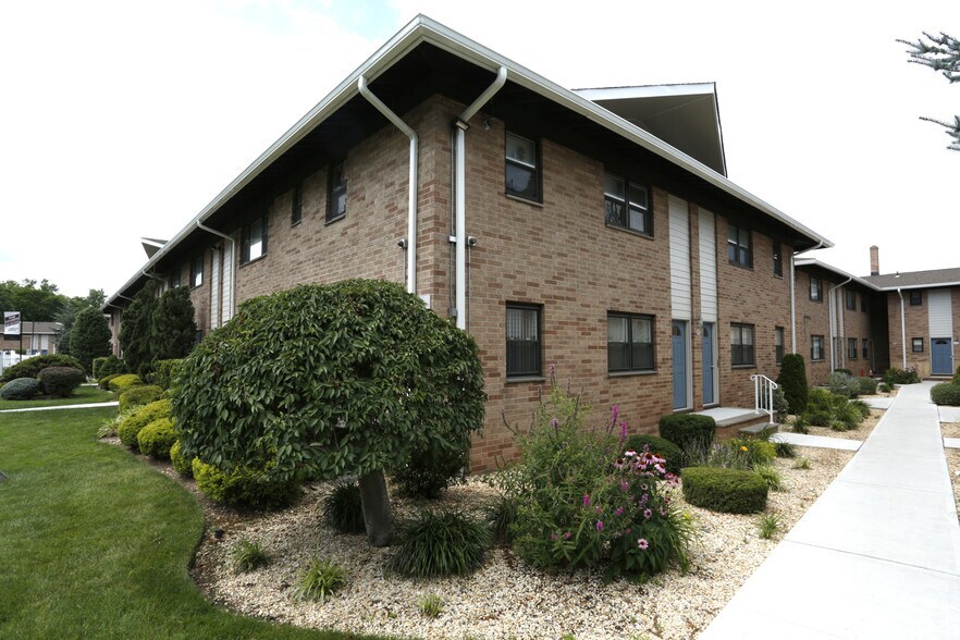 Cambridge One Bedroom Apartments Exterior Collection cambridge manor apartments rentals hackensack, nj | apartments Cambridge One Bedroom Apartments Exterior Collection cambridge manor apartments rentals hackensack, nj | apartments