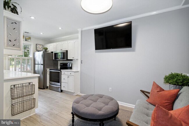 Foto del edificio - 8527 Milford Ct