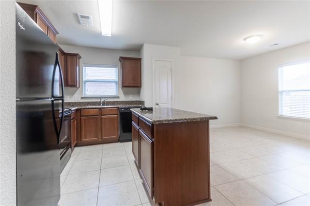 Foto del edificio - 211 Magnolia Dr