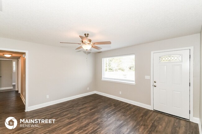 Foto del edificio - 6744 Cinderella Rd