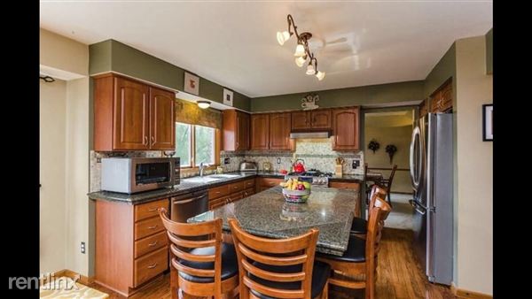 Building Photo - 2956 Leslie Park Cir