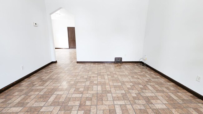 Foto del edificio - 1600 E 45th St