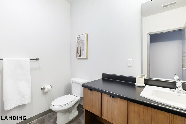 Foto del edificio - 2621 S Jefferson Ave