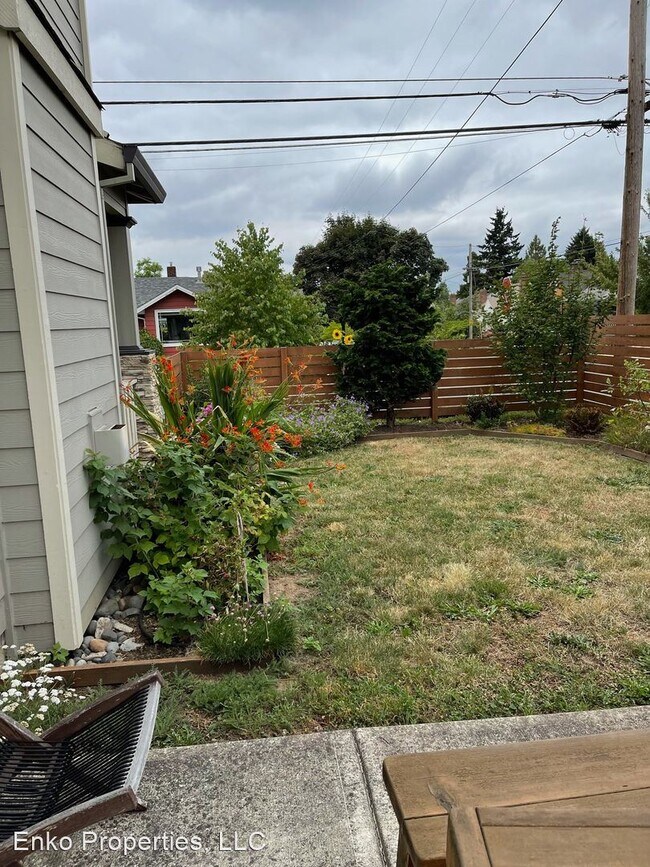 Foto del edificio - 4 br, 2.5 bath House - 1906 N Buffalo St.