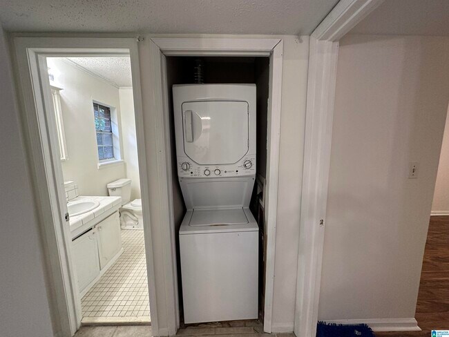 Foto del edificio - 2011 Montreat Way