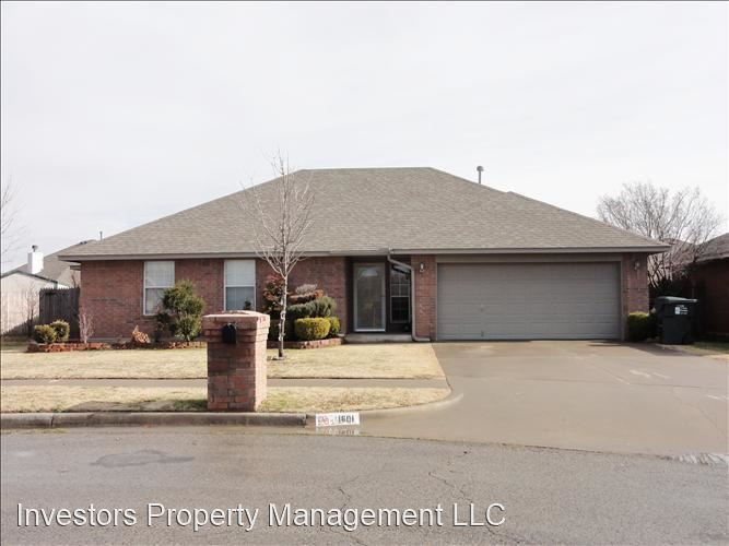 Foto principal - 3 br, 2 bath House - 1601 Sumac