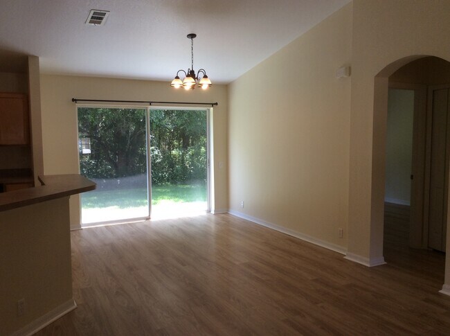 Foto del edificio - 4254 Whistlewood Cir