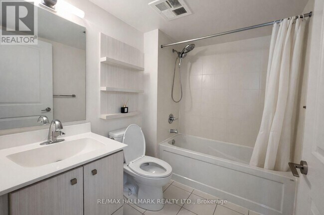 Photo du bâtiment - 2015 Sheppard Ave E