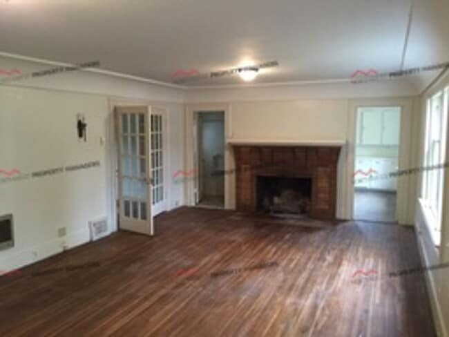 Building Photo - r191f