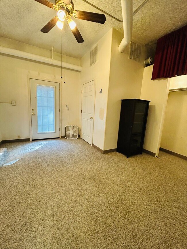 Foto del edificio - 3273 Cache Way