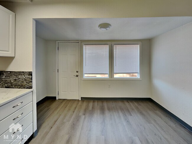 Foto del edificio - 7203 SE Harmony Dr