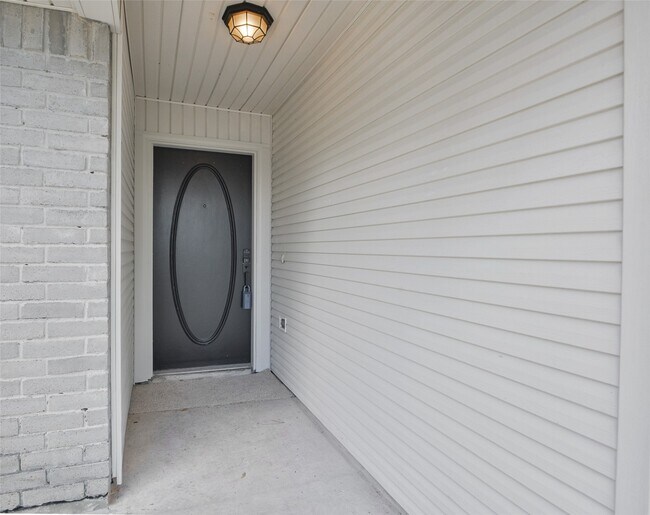 Foto del edificio - 5514 Dove Forest Ln
