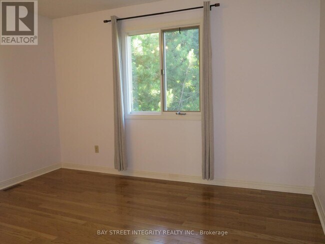 Photo du bâtiment - 38 Orkney Crescent