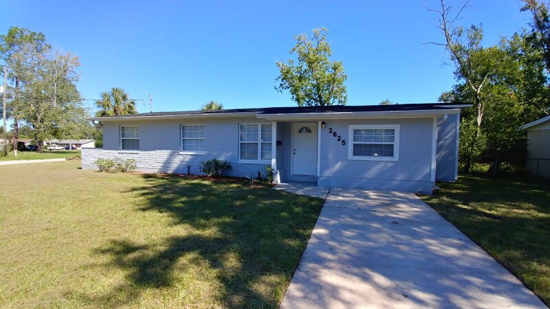 Foto principal - 2625 Kershaw Dr W