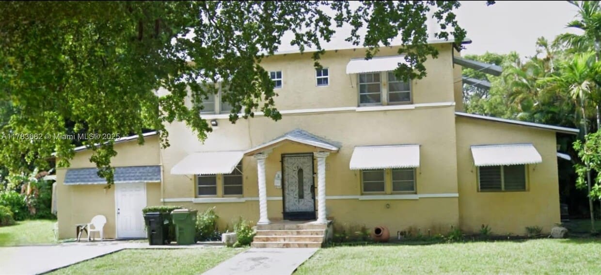 Primary Photo - 242 NE 127th St