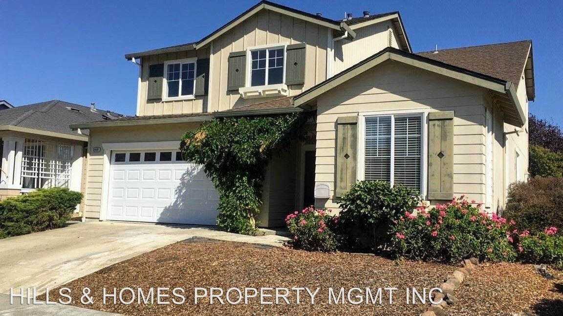 Primary Photo - 4 br, 2.5 bath House - 2446 TEABERRY STREET
