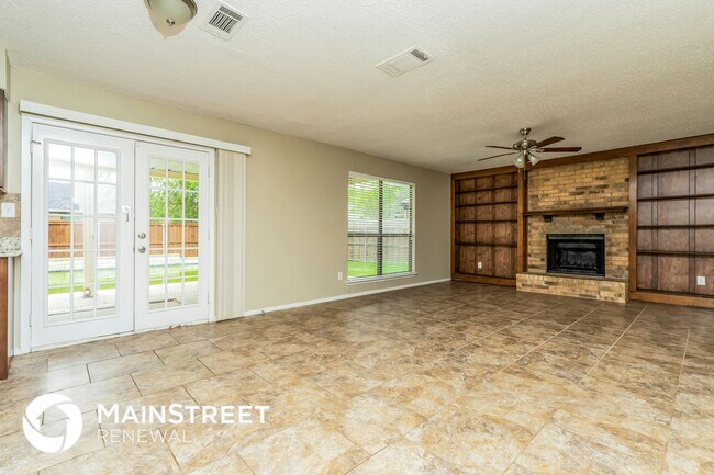 Foto del edificio - 2437 Channing Dr