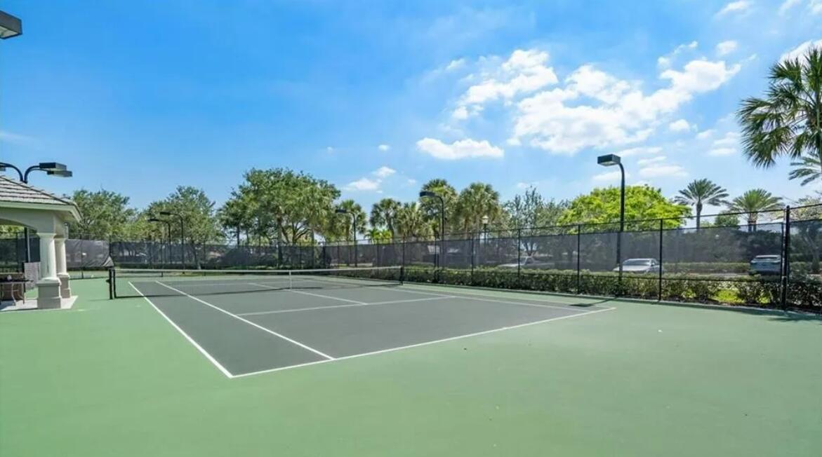 Foto del edificio - 11235 NW 71st Ct