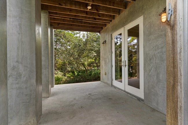 Building Photo - 37 Rolling Dunes Dr