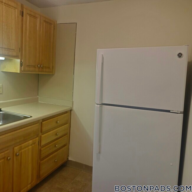 Foto del edificio - 122 Dustin St