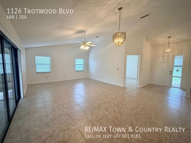 Photo - 1126 Trotwood Blvd- House