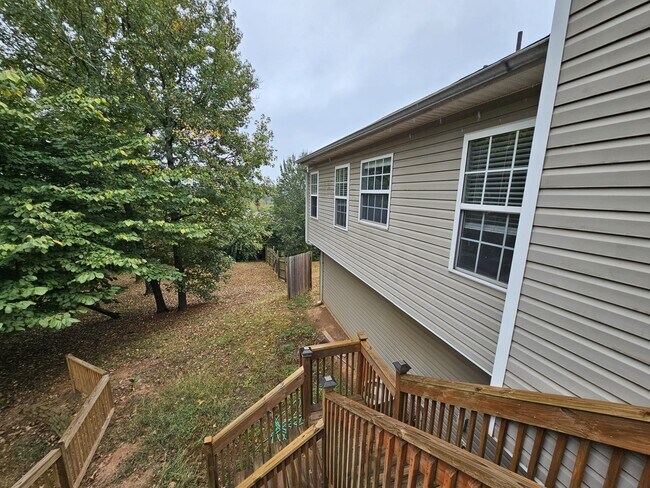 Building Photo - 1406 Flanagan Mill Dr
