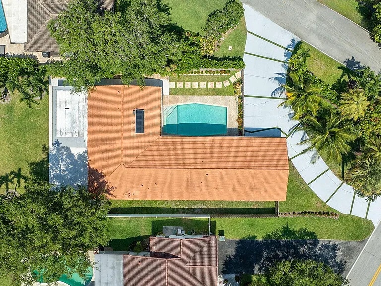 Foto principal - 701 NW 8th Ave