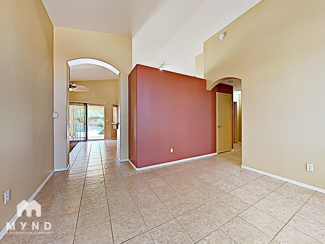 Foto del edificio - 1723 W Boston St