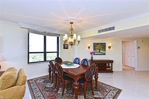 Foto del edificio - 6001 Pelican Bay Blvd
