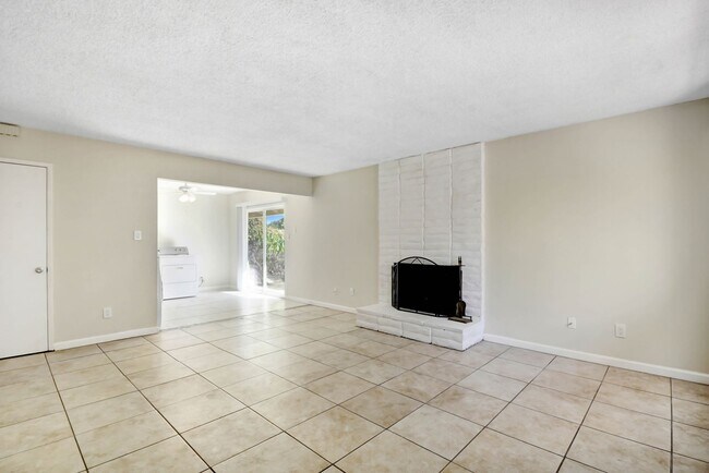 Foto del edificio - 13874 McDonnell St