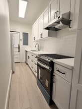 Building Photo - 1201 W Gray St