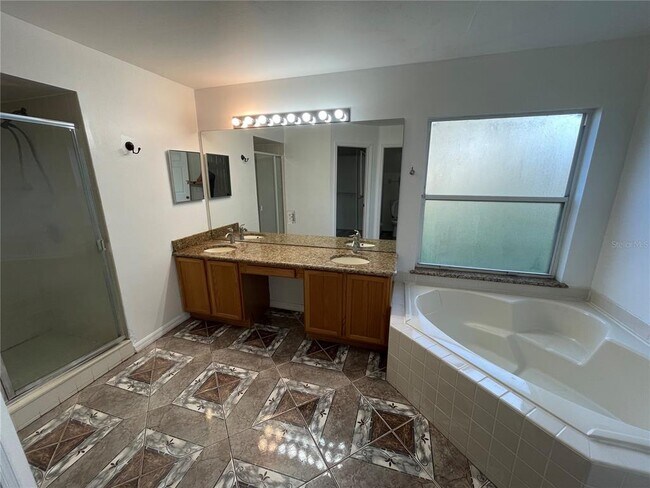 Building Photo - 8581 Fort Thomas Way