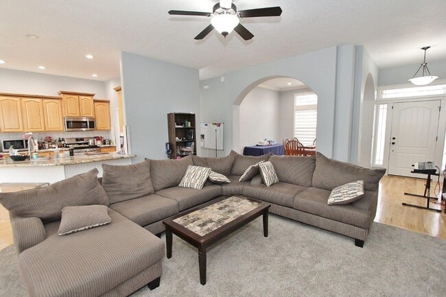 Building Photo - Immaculate Home Nestled in a Quiet Neighbo...