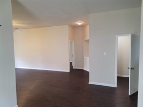 Building Photo - 3906 Teal Run Meadows Dr