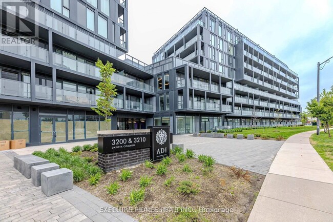 Building Photo - 3210 Dakota Cmn