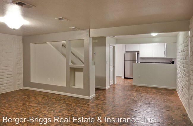 Building Photo - 200 Rio Grande Blvd NW