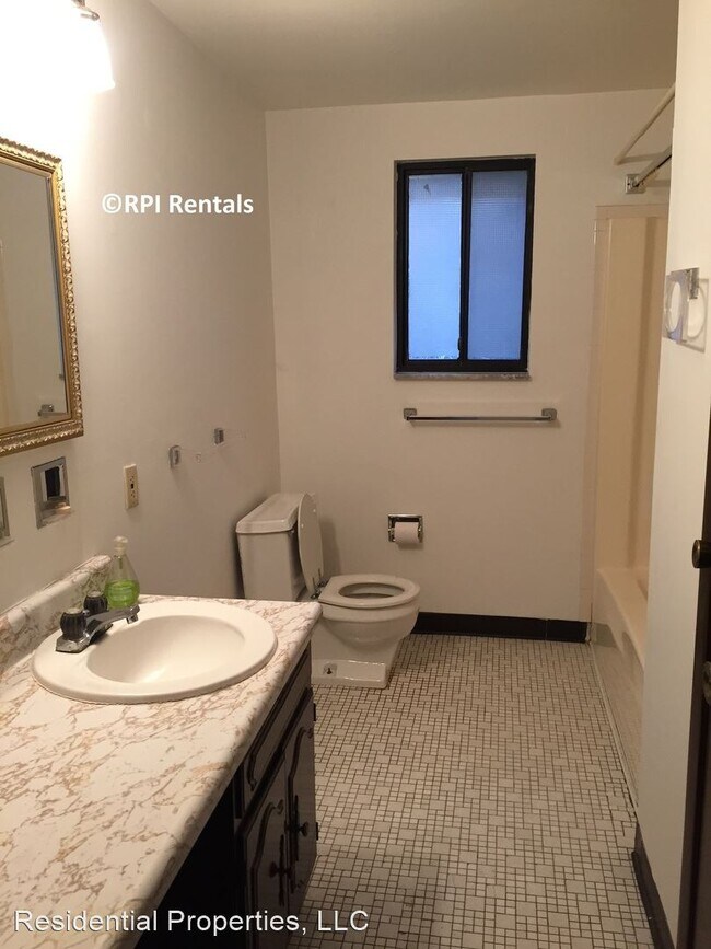 Foto del edificio - 2 br, 1 bath House - 774 Locust Ridge Drive