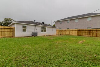 Building Photo - 101 Will St