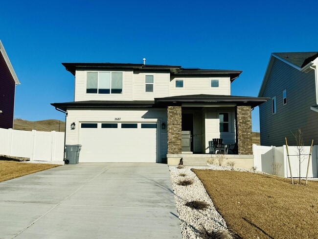 Building Photo - 2687 N Snowberry Dr