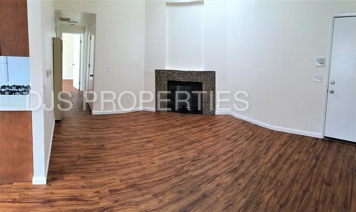 Primary Photo - 4327 Temecula St