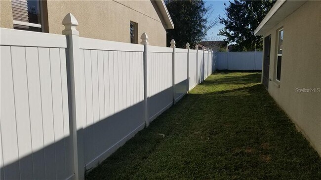 Building Photo - 2665 Eagle Cliff Dr