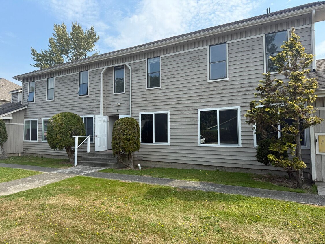 Primary Photo - 518 S 20th St