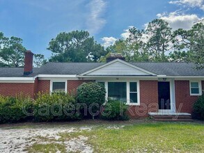 Building Photo - 766 Timber Ln