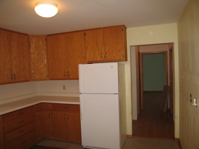 Building Photo - 2010 Harley Dr