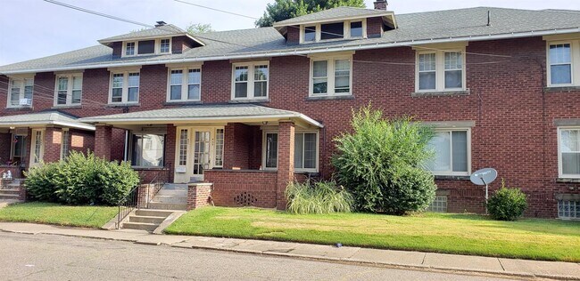 Foto del edificio - 405 16th St NW