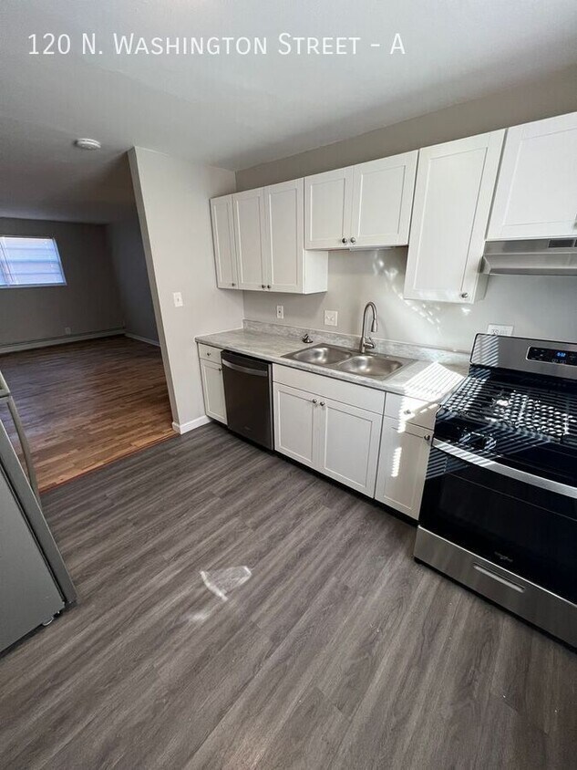 Primary Photo - Updated 2 Bedroom in the Heart of Delaware