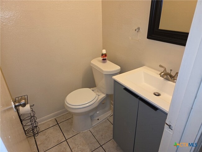 Building Photo - 900 Ticonderoga Dr