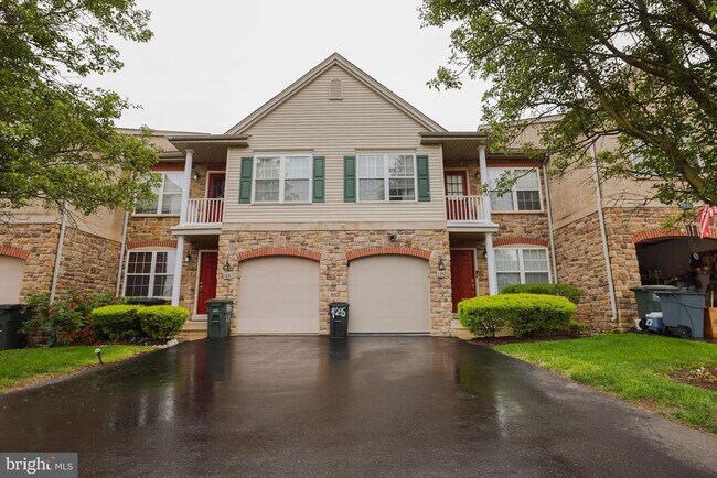 Foto del edificio - 125 Ashley Dr