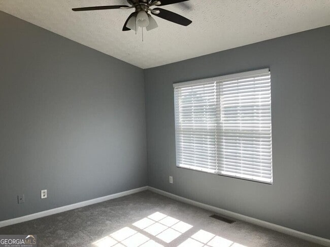 Building Photo - 7700 Bernardo Dr