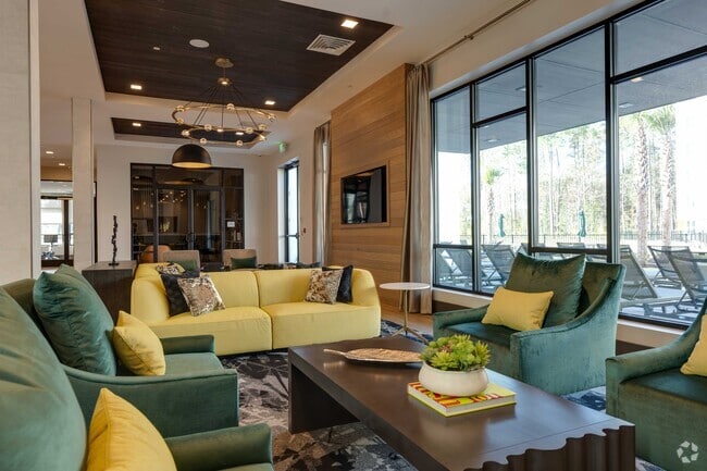 Clubhouse - Haven 8181